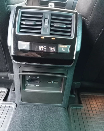 Skoda Superb cena 75700 przebieg: 159500, rok produkcji 2018 z Rajgród małe 326